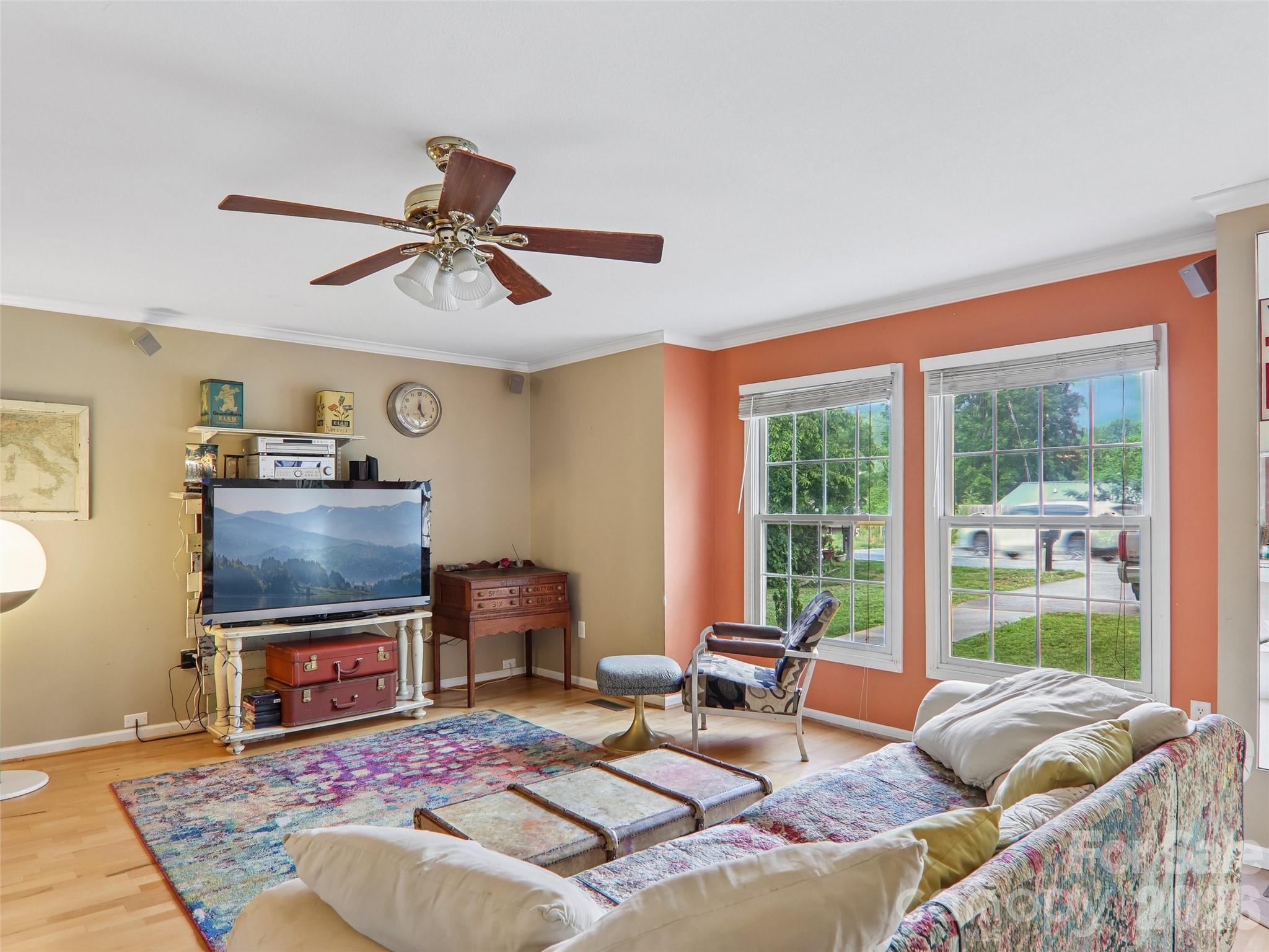 34 Union Chapel Road Weaverville NC 28787