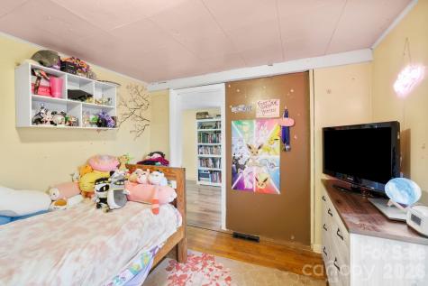 38 Pisgah View Road Asheville NC 28806