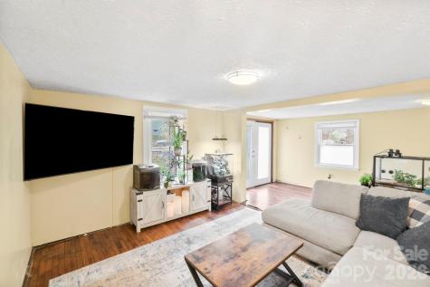 38 Pisgah View Road Asheville NC 28806