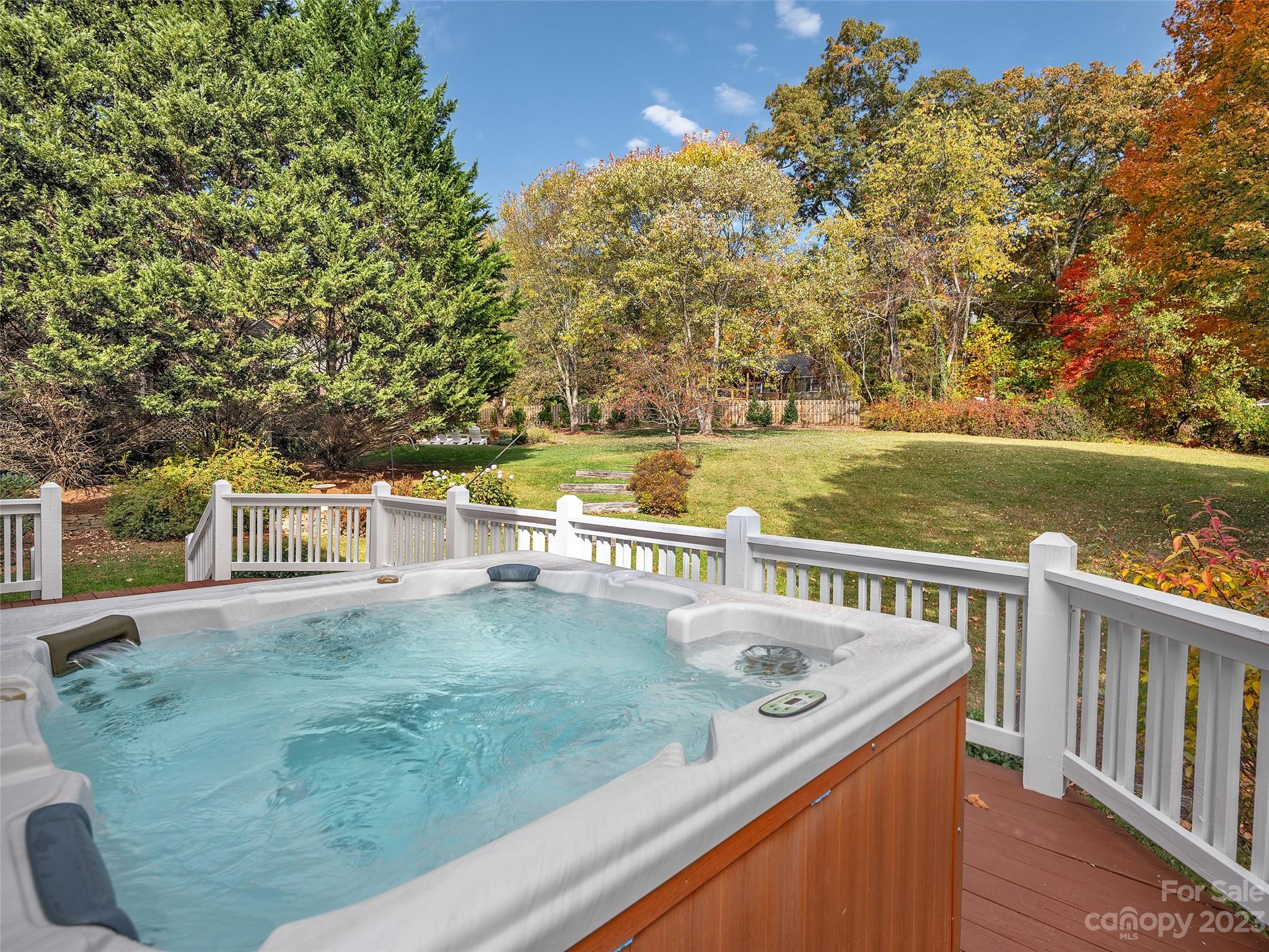 5 Huntington Chase Drive Asheville NC 28805