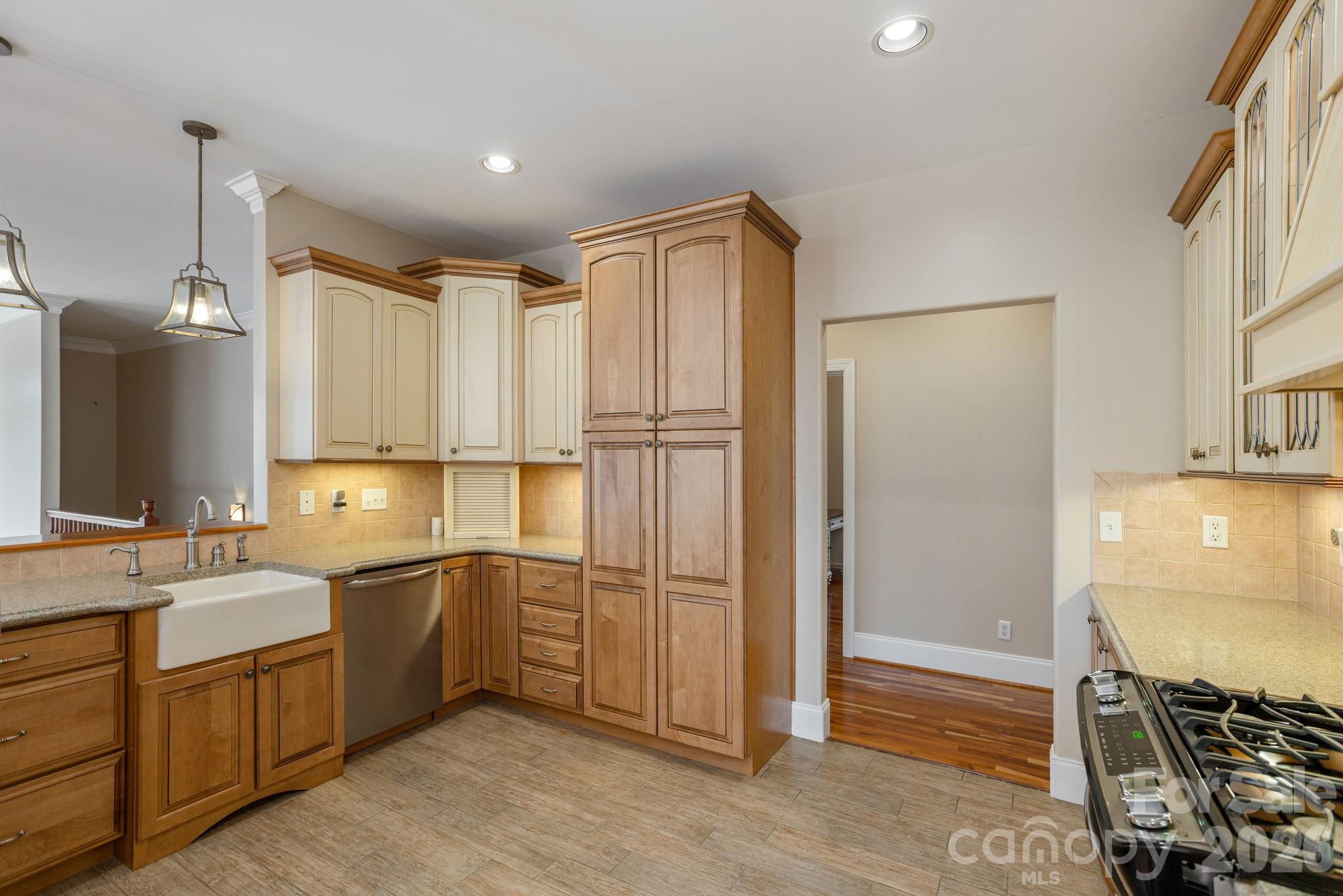 16 Winterberry Drive Hendersonville NC 28739