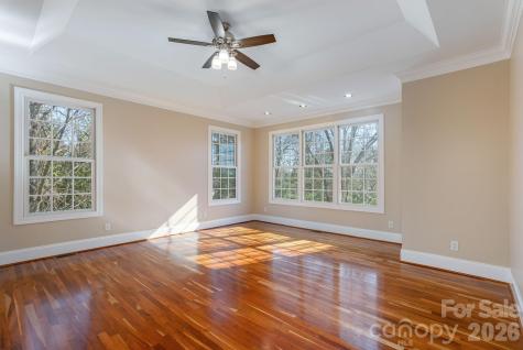 16 Winterberry Drive Hendersonville NC 28739