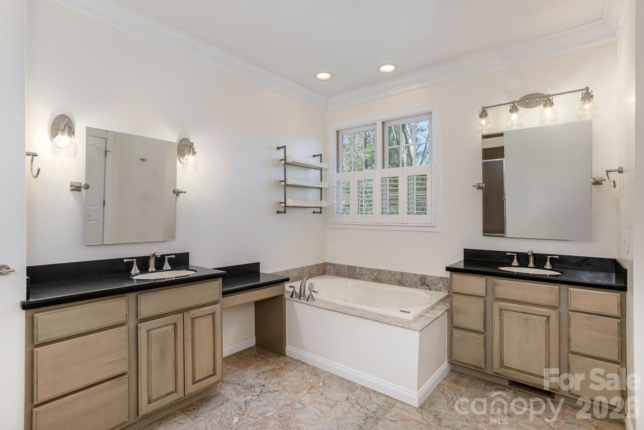 16 Winterberry Drive Hendersonville NC 28739