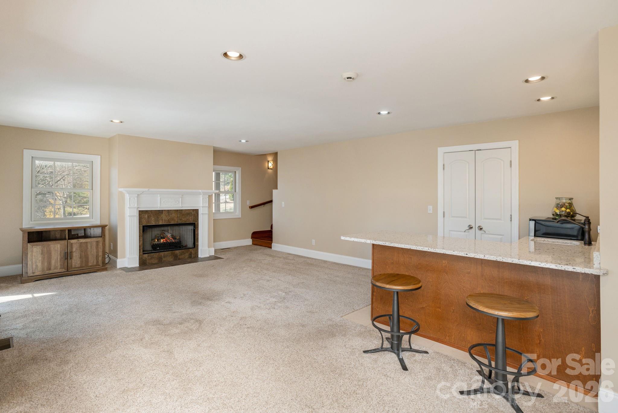 16 Winterberry Drive Hendersonville NC 28739