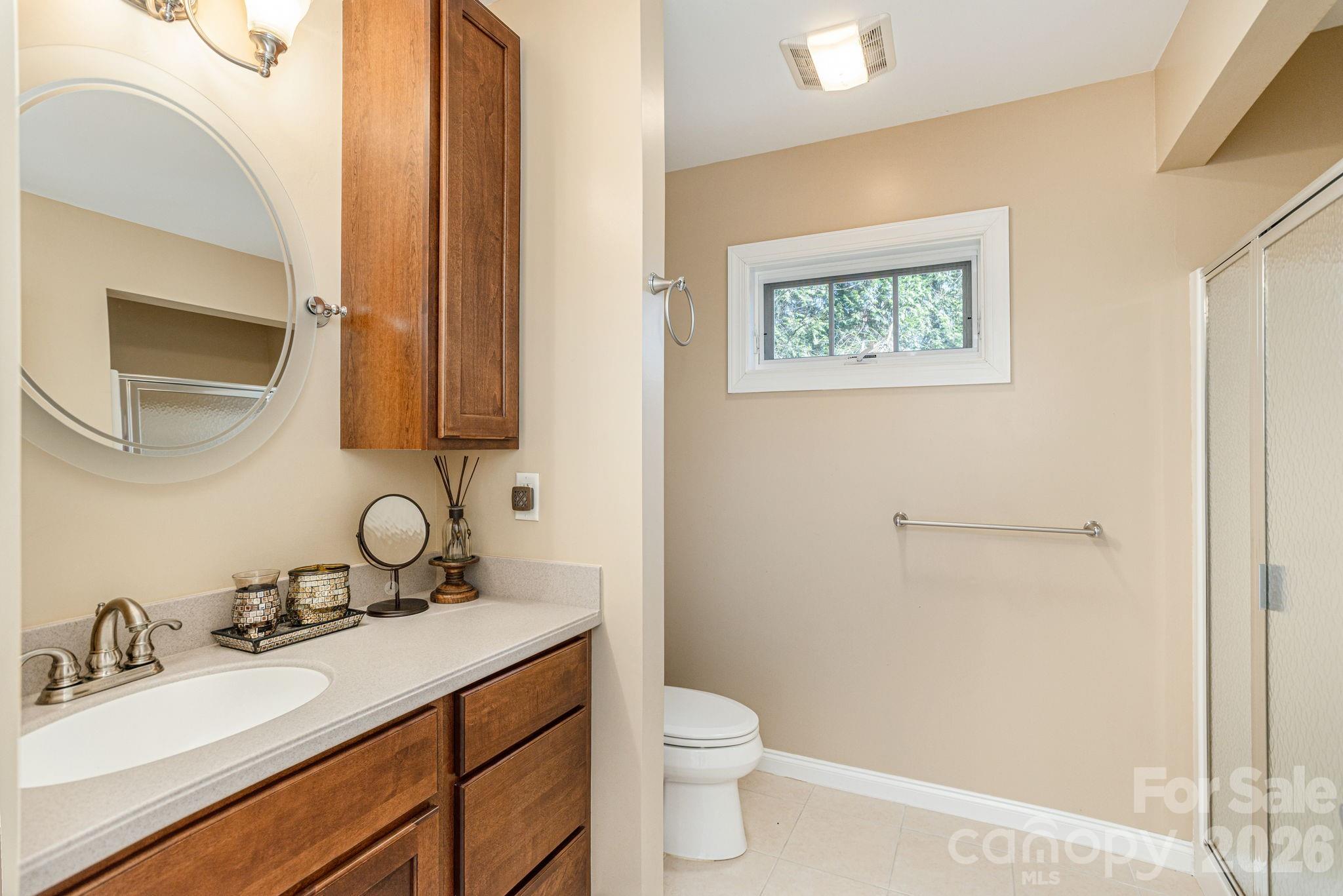 16 Winterberry Drive Hendersonville NC 28739