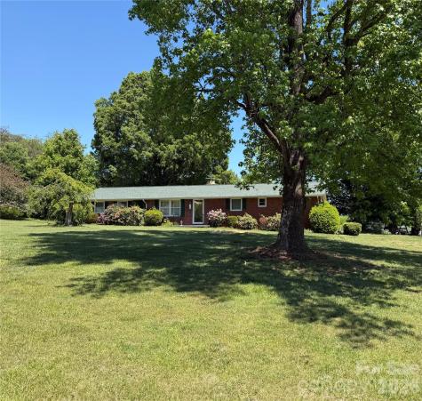 76 Eastview Court Taylorsville NC 28681