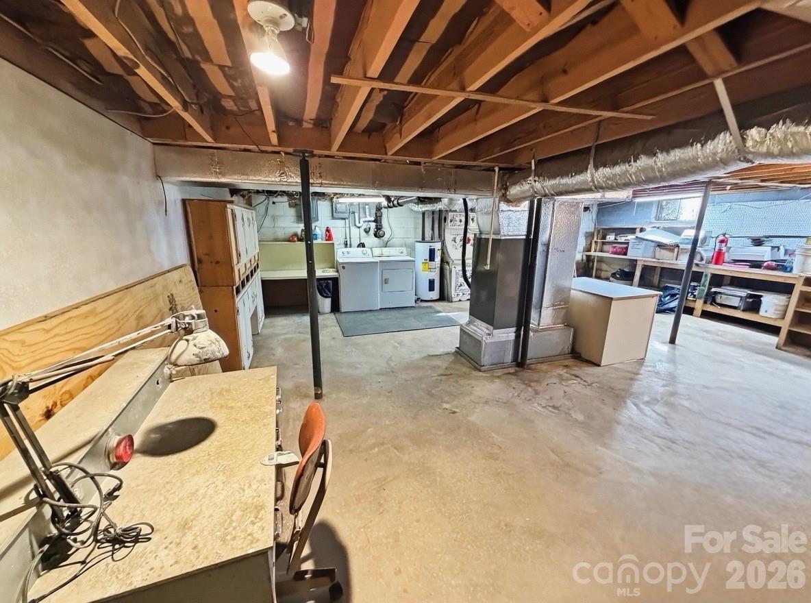 76 Eastview Court Taylorsville NC 28681