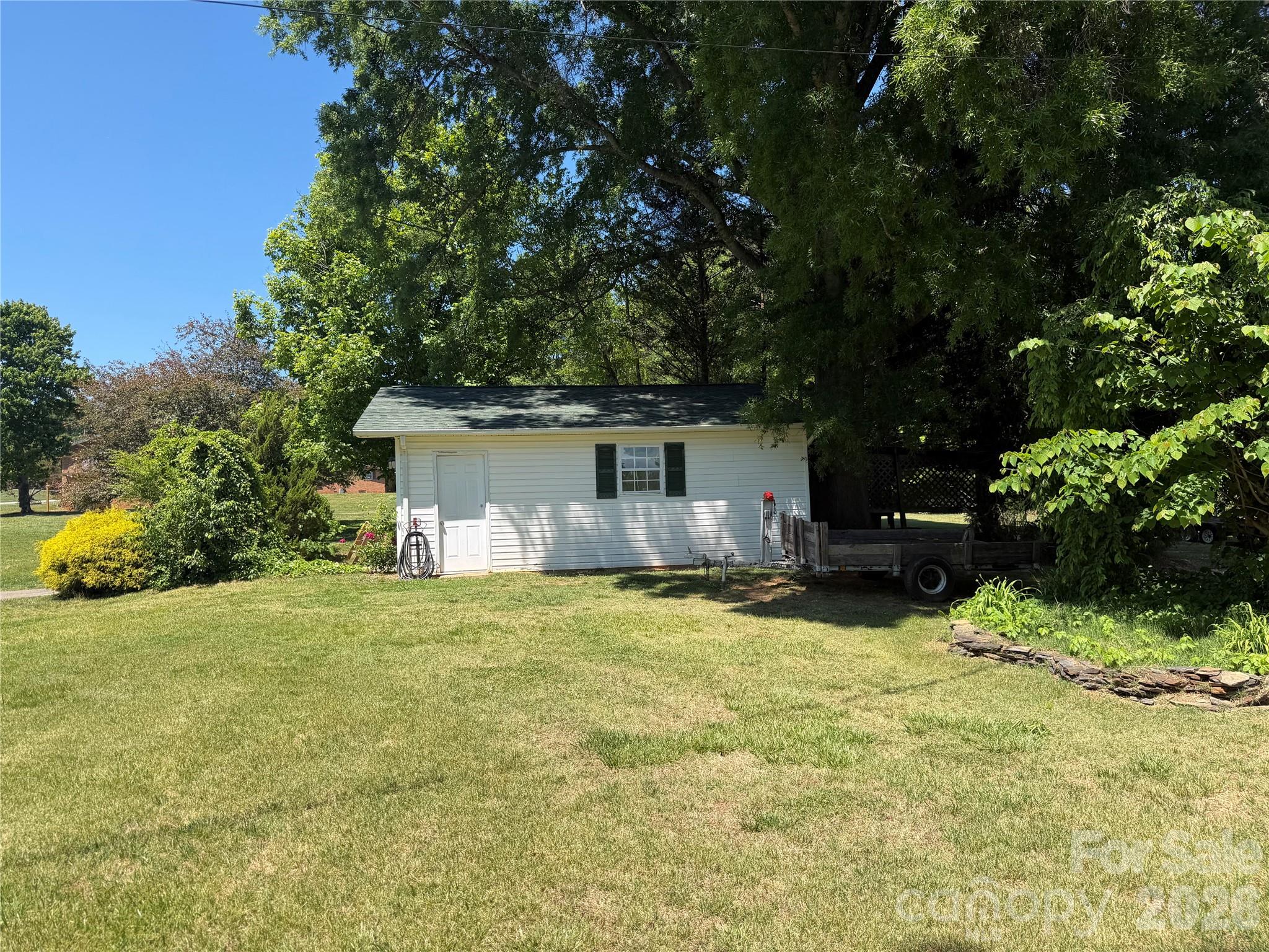 76 Eastview Court Taylorsville NC 28681