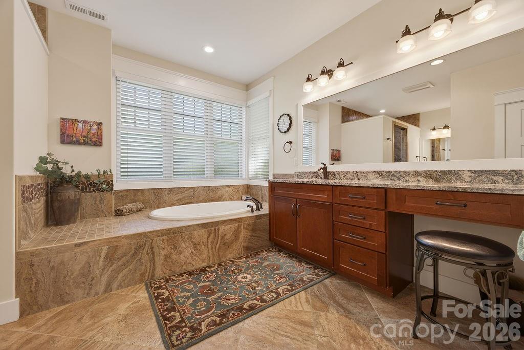 67 Little Sunset Court Hendersonville NC 28739
