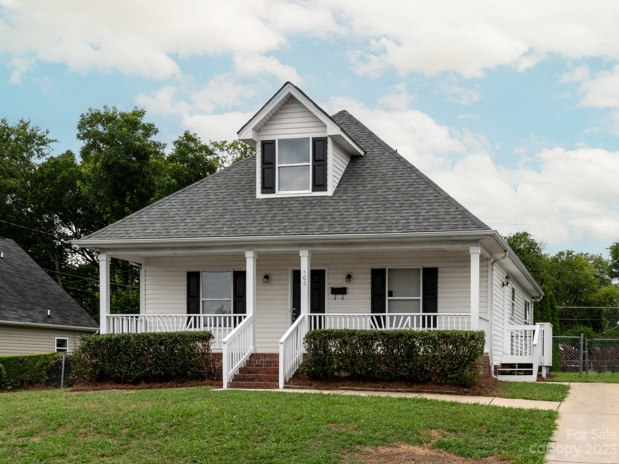506 S Bruns Avenue Charlotte NC 28208
