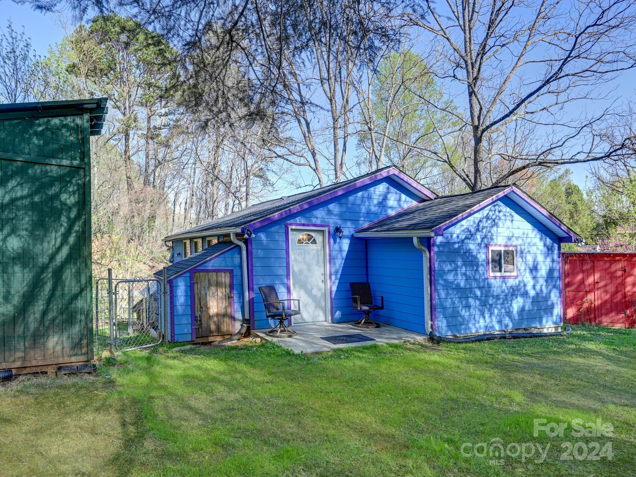 102 N Bear Creek Road Asheville NC 28806