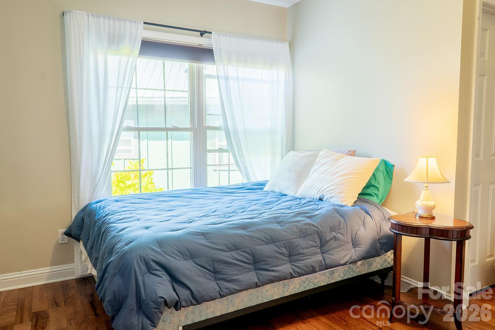 206 Courtland Place Asheville NC 28801