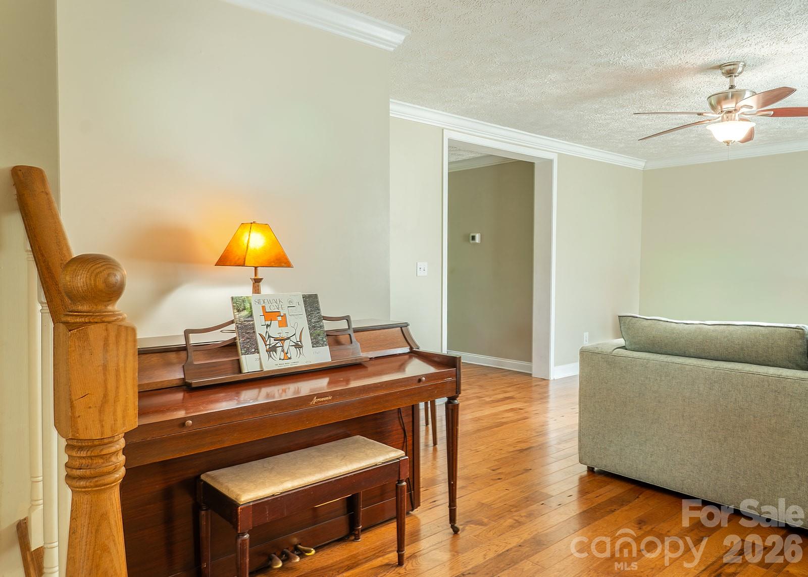 206 Courtland Place Asheville NC 28801