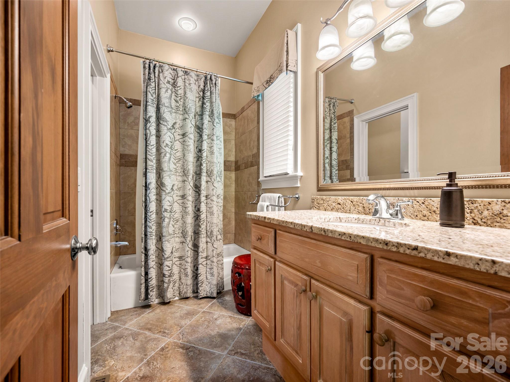 110 Little Cherokee Ridge Hendersonville NC 28739