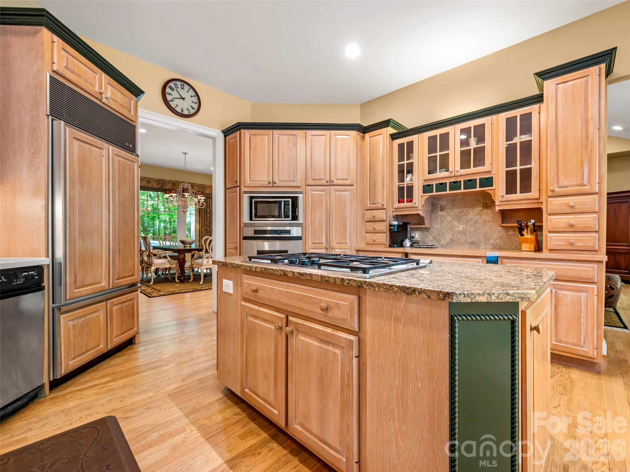 110 Little Cherokee Ridge Hendersonville NC 28739
