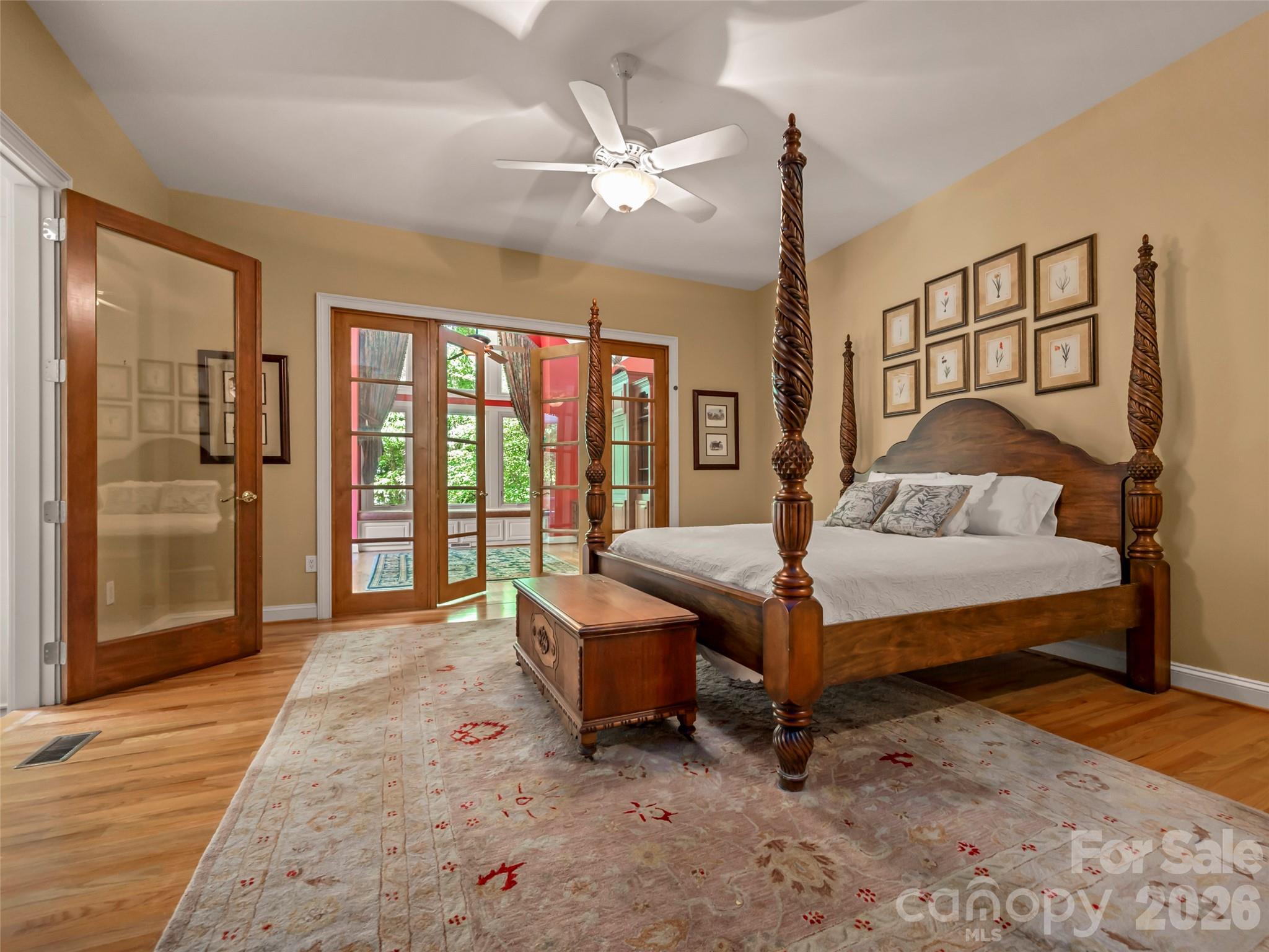 110 Little Cherokee Ridge Hendersonville NC 28739