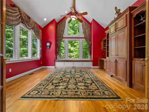 110 Little Cherokee Ridge Hendersonville NC 28739