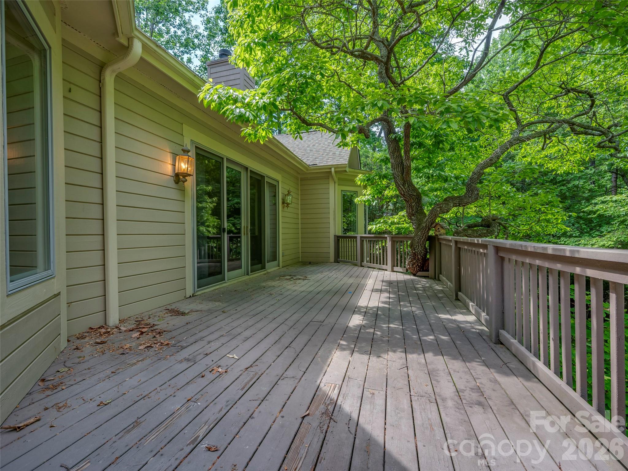 110 Little Cherokee Ridge Hendersonville NC 28739