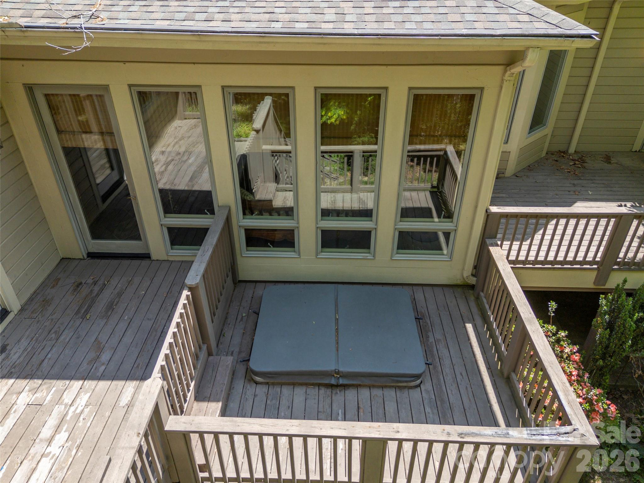 110 Little Cherokee Ridge Hendersonville NC 28739