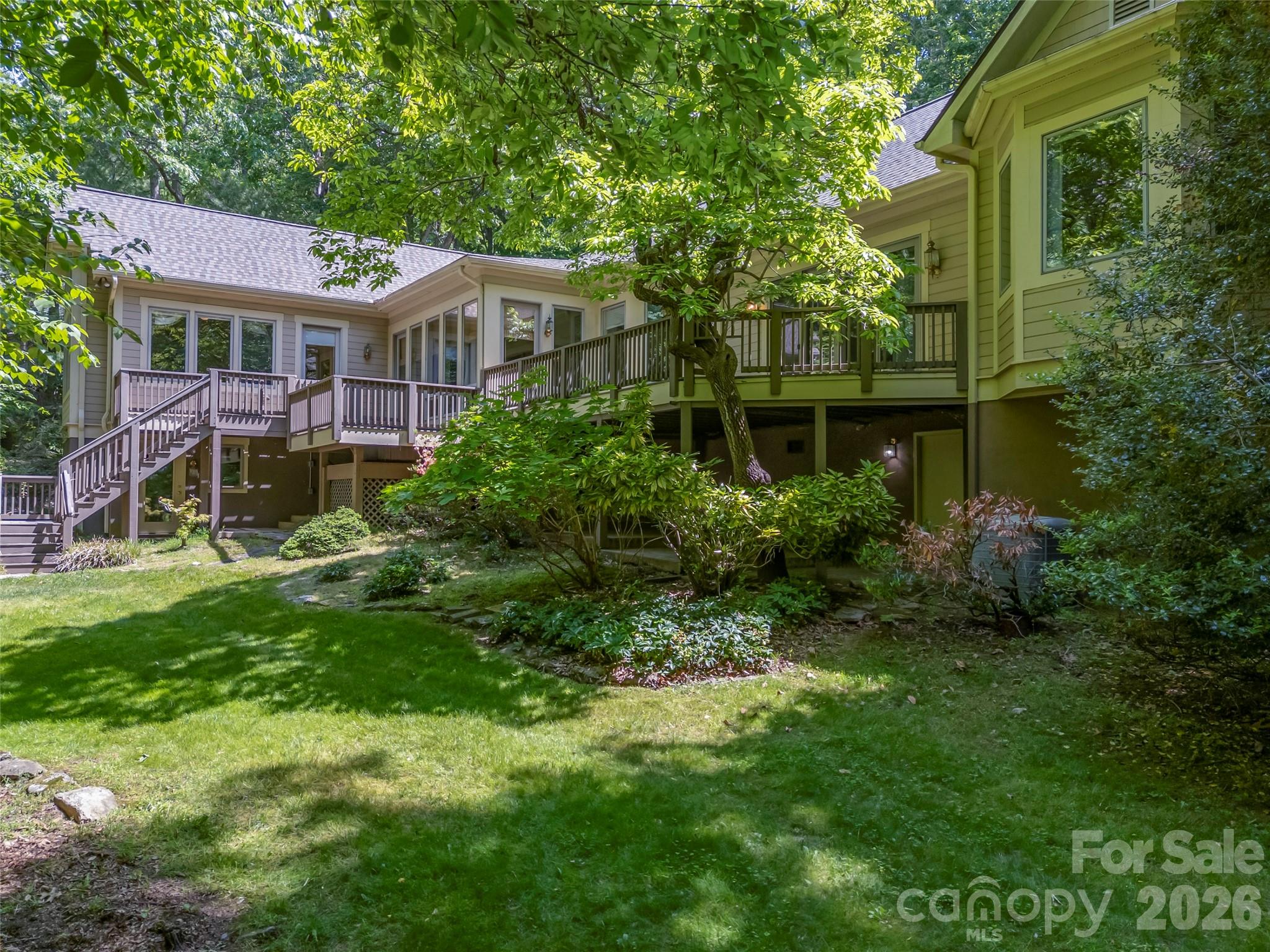 110 Little Cherokee Ridge Hendersonville NC 28739