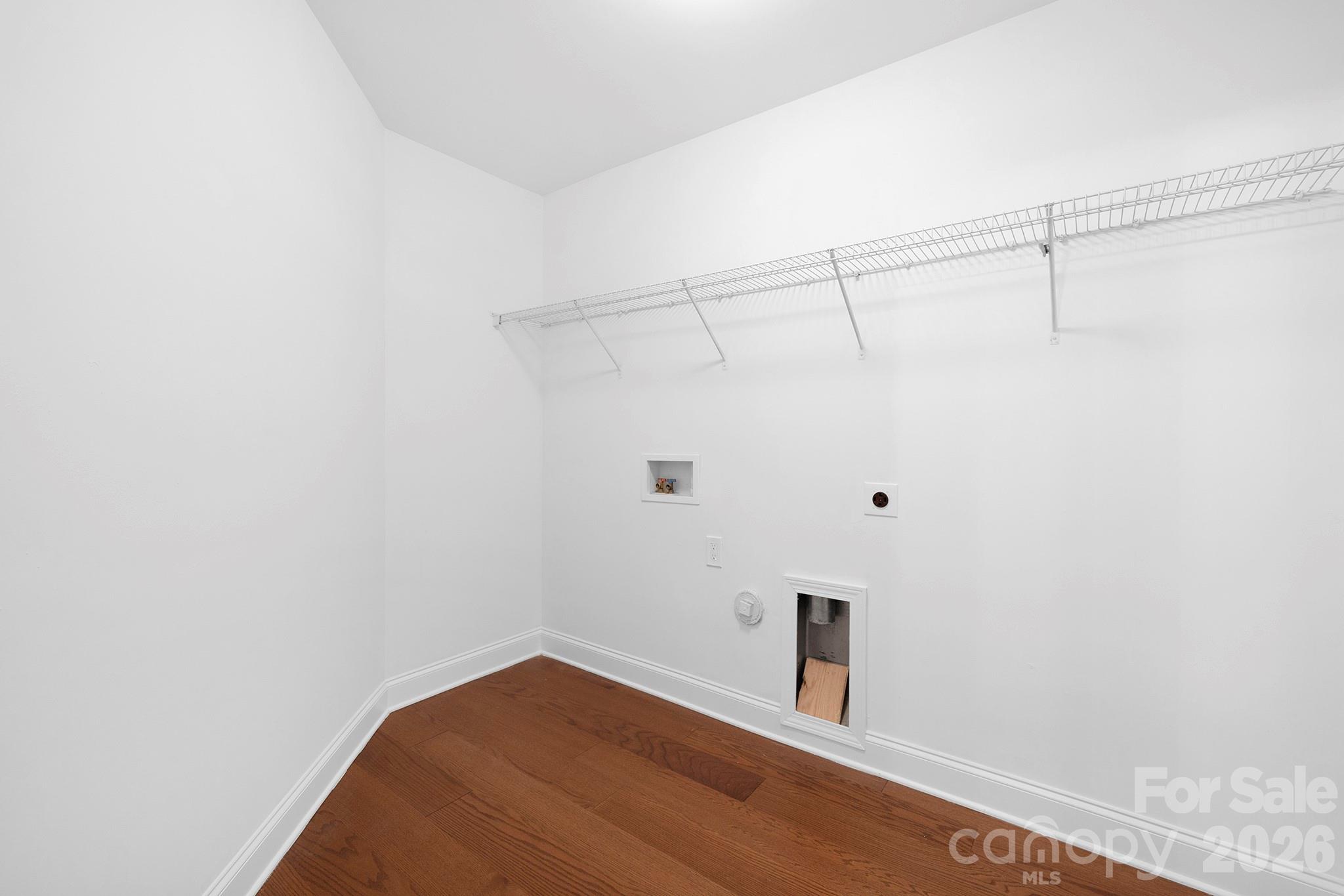 2012 Pheasant Glen Road Charlotte NC 28214