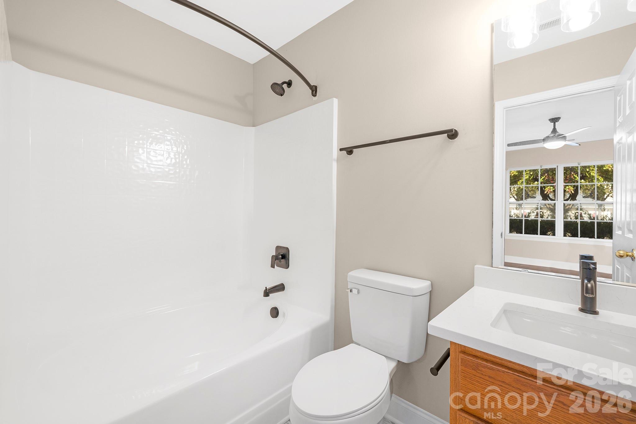 2012 Pheasant Glen Road Charlotte NC 28214