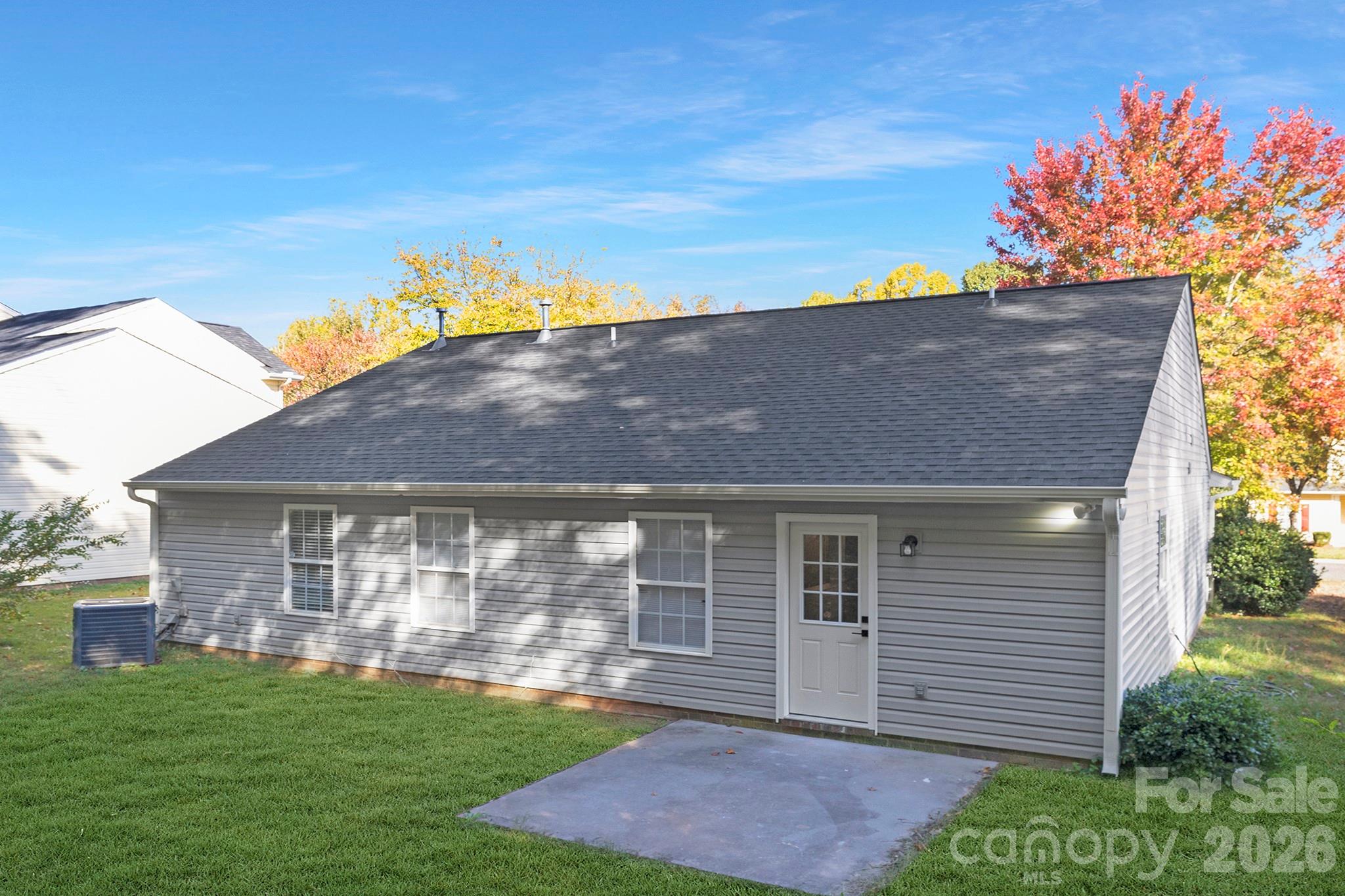 2012 Pheasant Glen Road Charlotte NC 28214