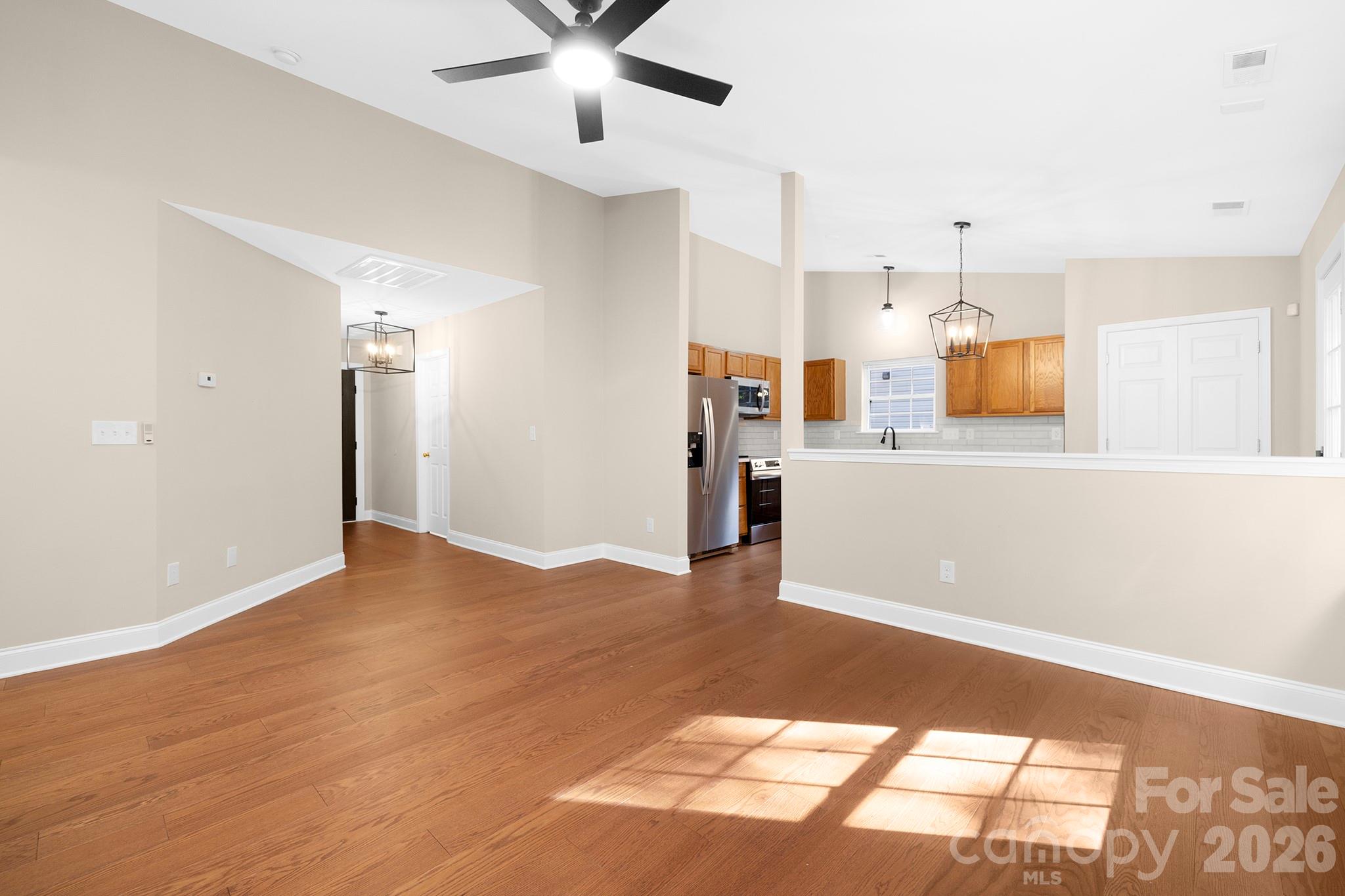 2012 Pheasant Glen Road Charlotte NC 28214