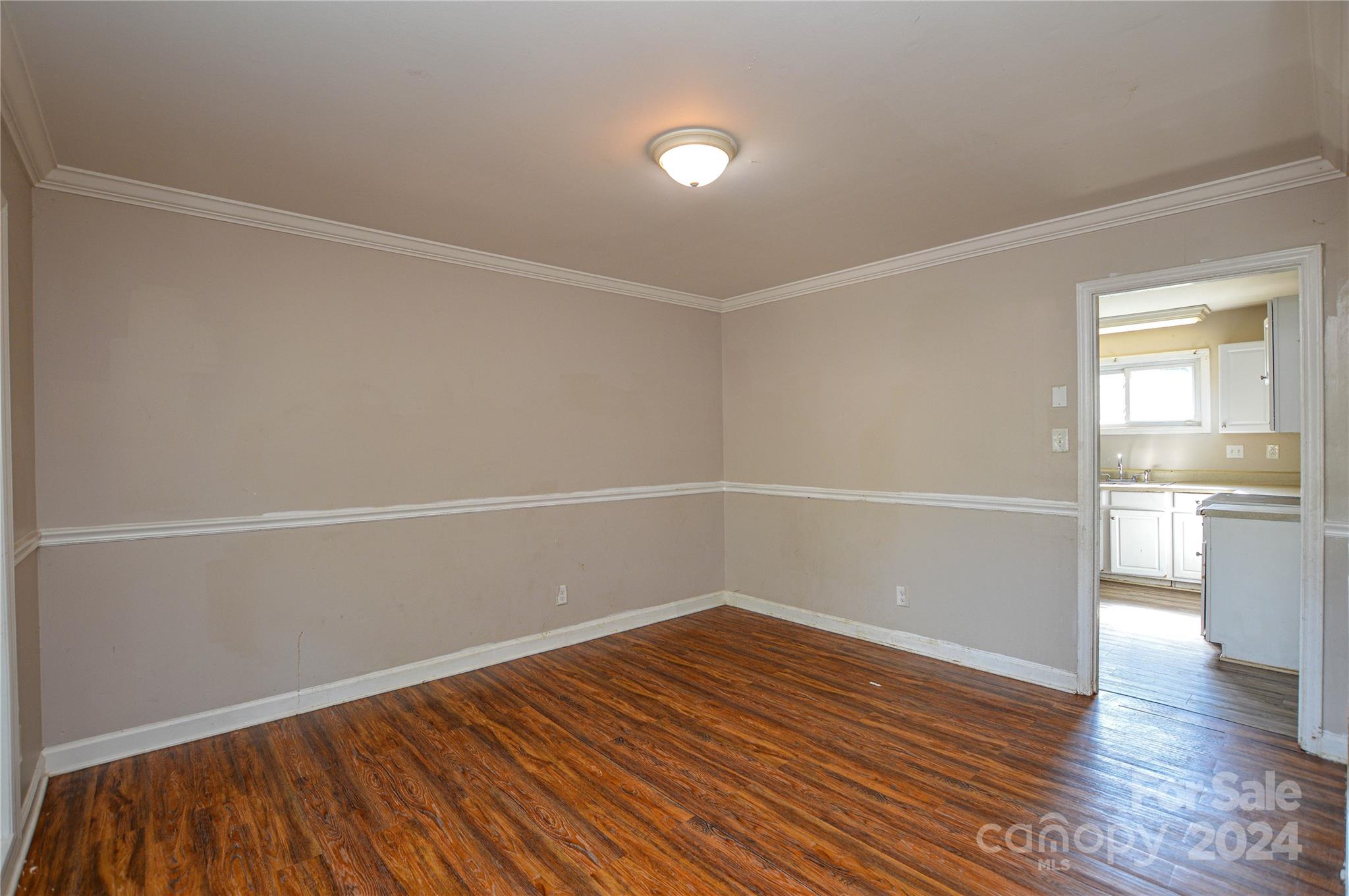1138 White Plains Road Charlotte NC 28213