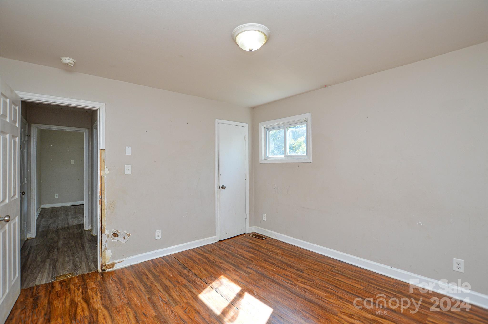 1138 White Plains Road Charlotte NC 28213