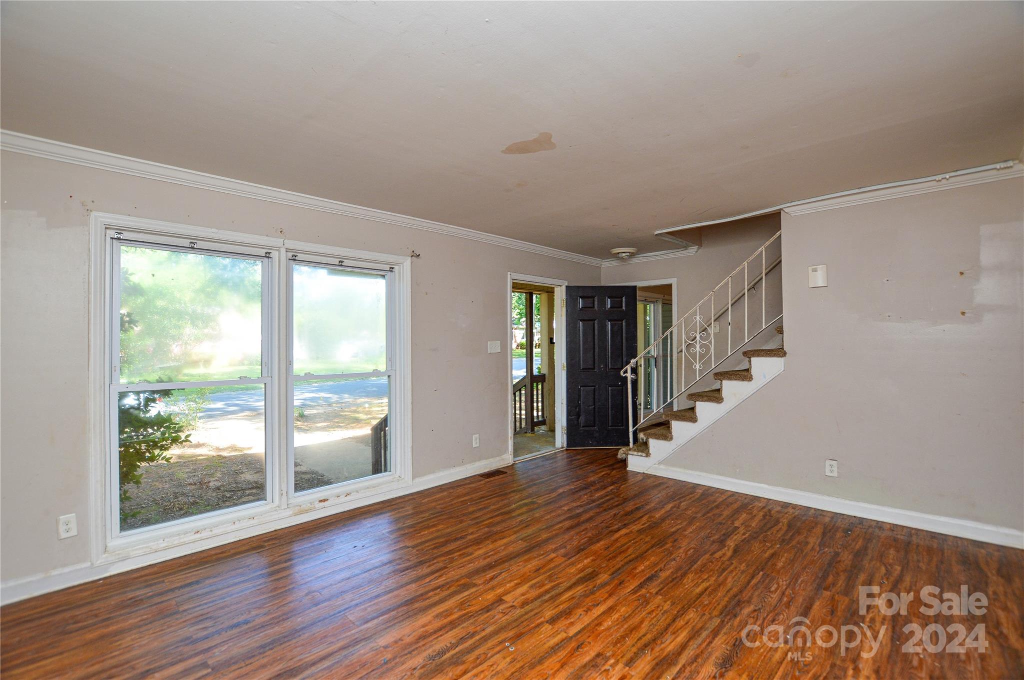 1138 White Plains Road Charlotte NC 28213