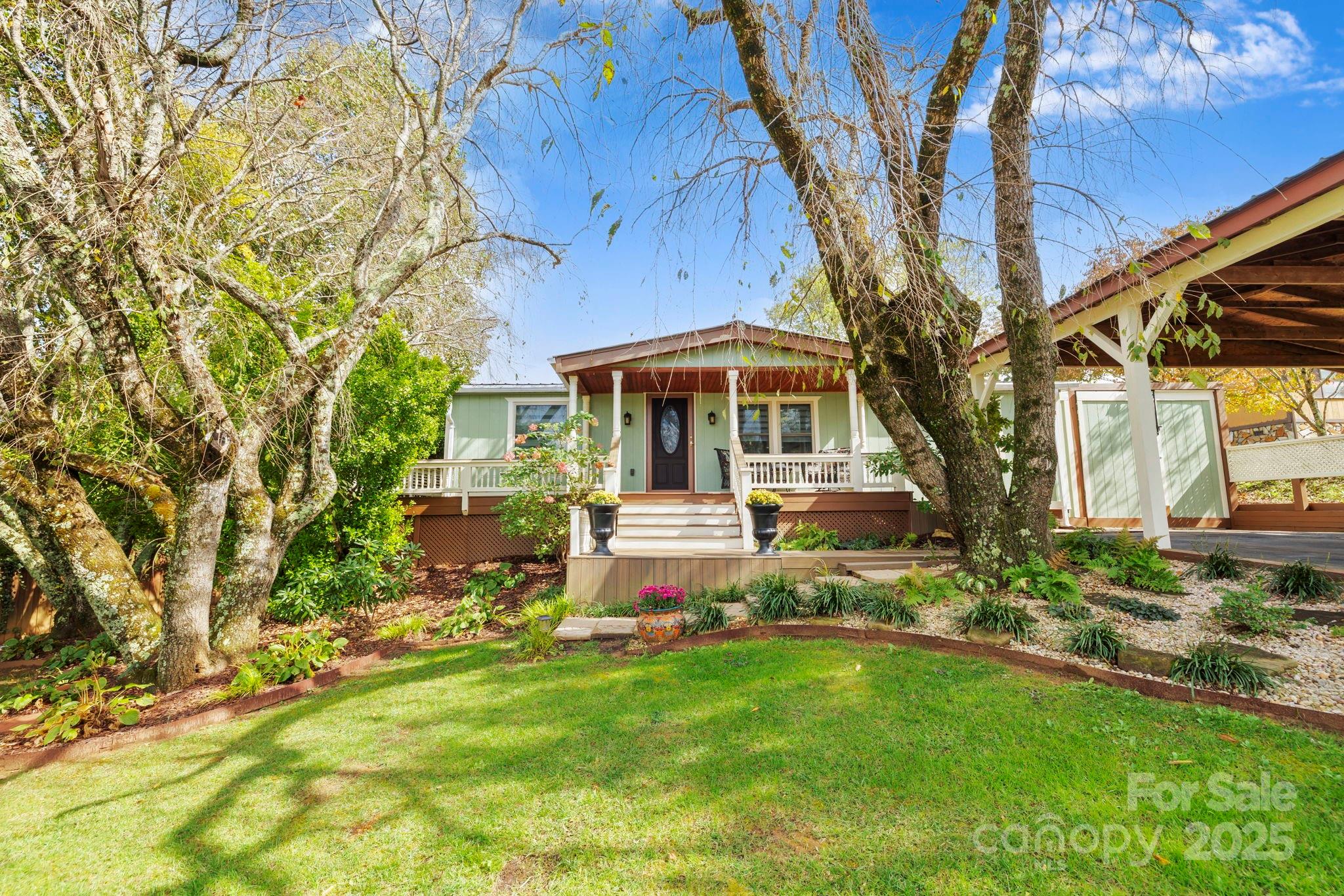 12 Timbers Edge Lane Fairview NC 28730