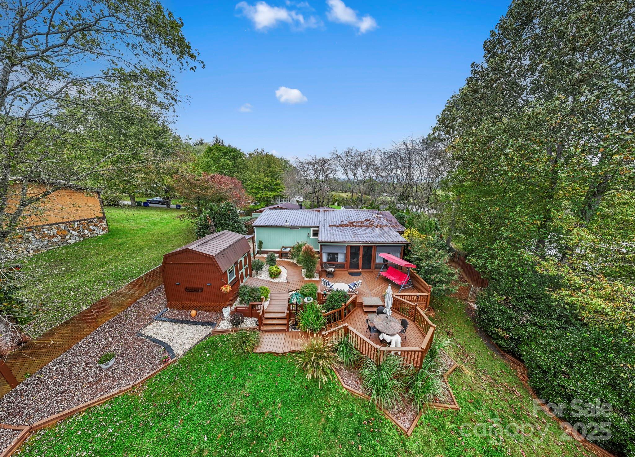 12 Timbers Edge Lane Fairview NC 28730