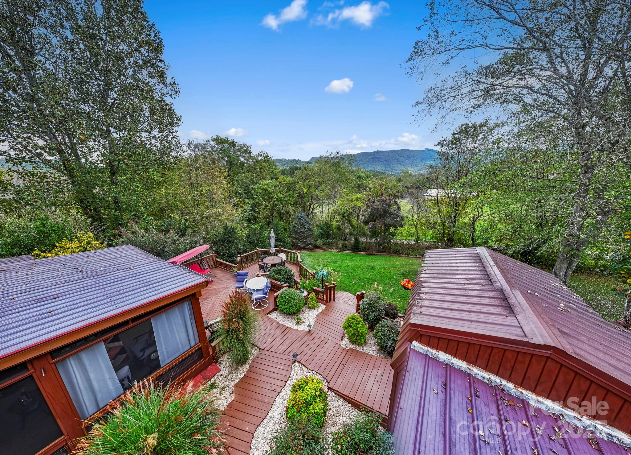 12 Timbers Edge Lane Fairview NC 28730