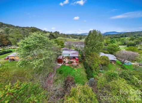 12 Timbers Edge Lane Fairview NC 28730