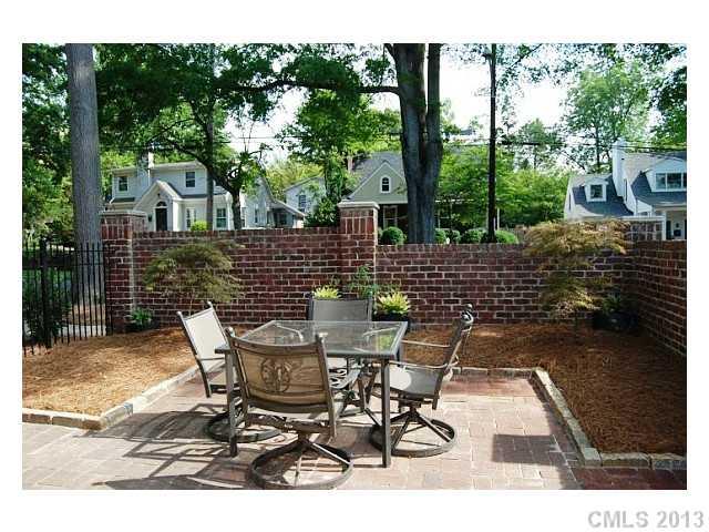 124 Altondale Avenue Charlotte NC 28207