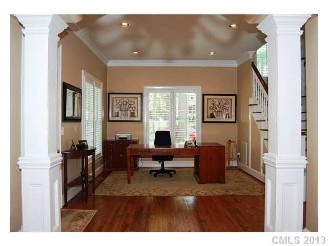 124 Altondale Avenue Charlotte NC 28207