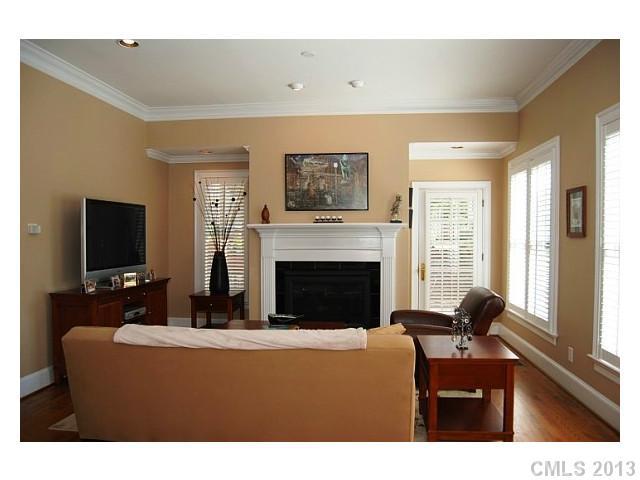 124 Altondale Avenue Charlotte NC 28207