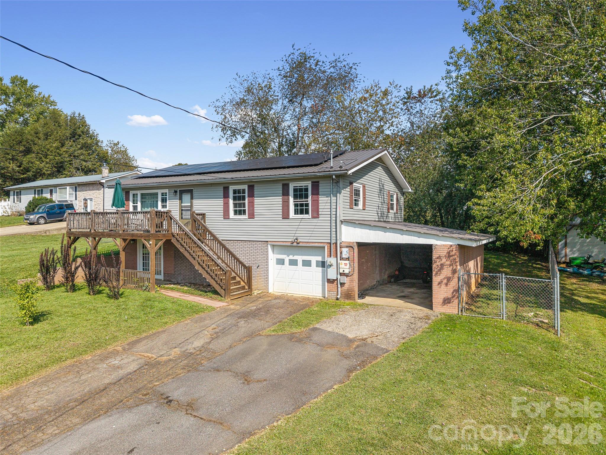 84 Candlelight Circle Clyde NC 28721