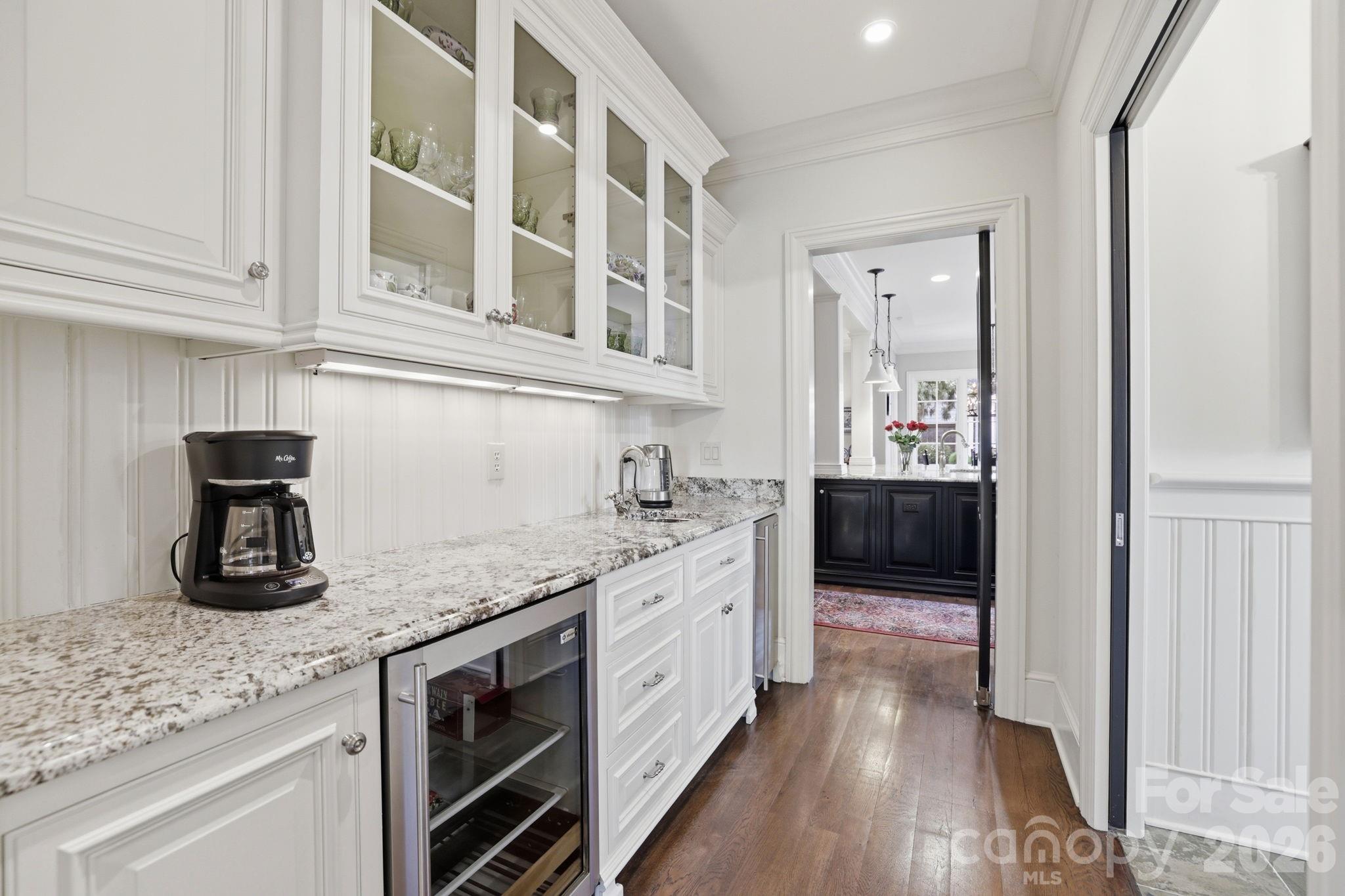 309 Hempstead Place Charlotte NC 28207