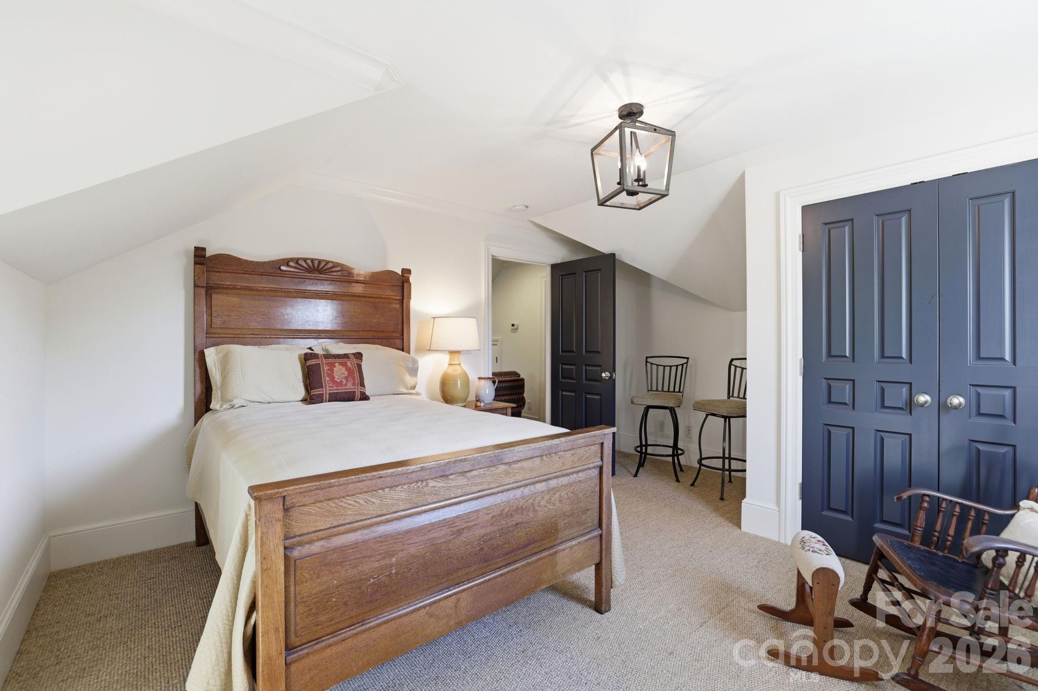309 Hempstead Place Charlotte NC 28207