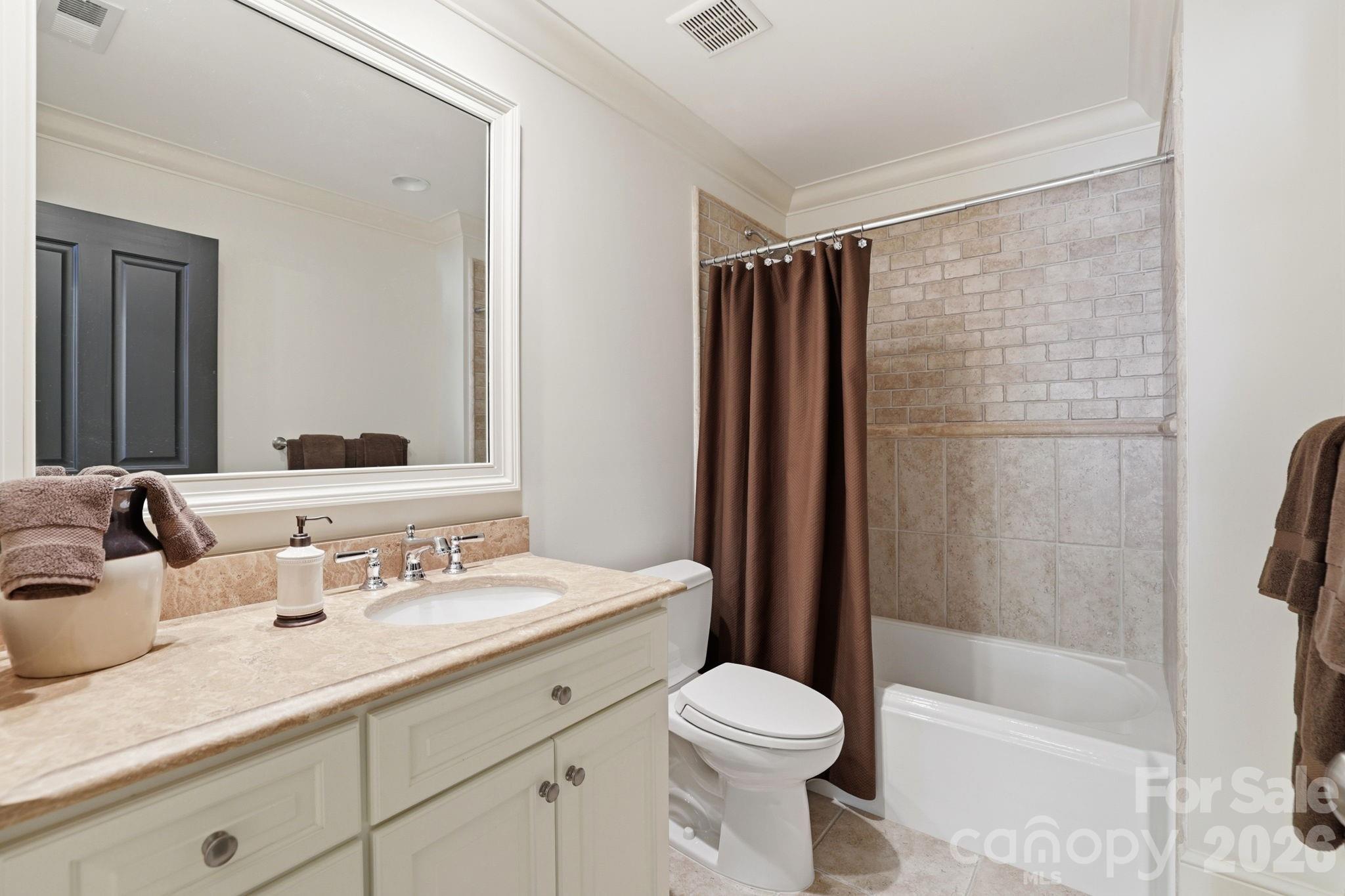 309 Hempstead Place Charlotte NC 28207
