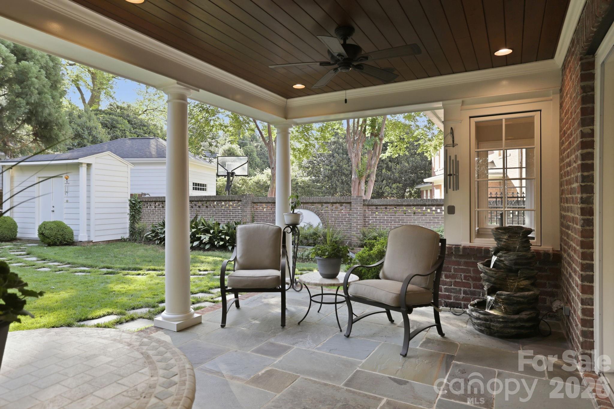309 Hempstead Place Charlotte NC 28207