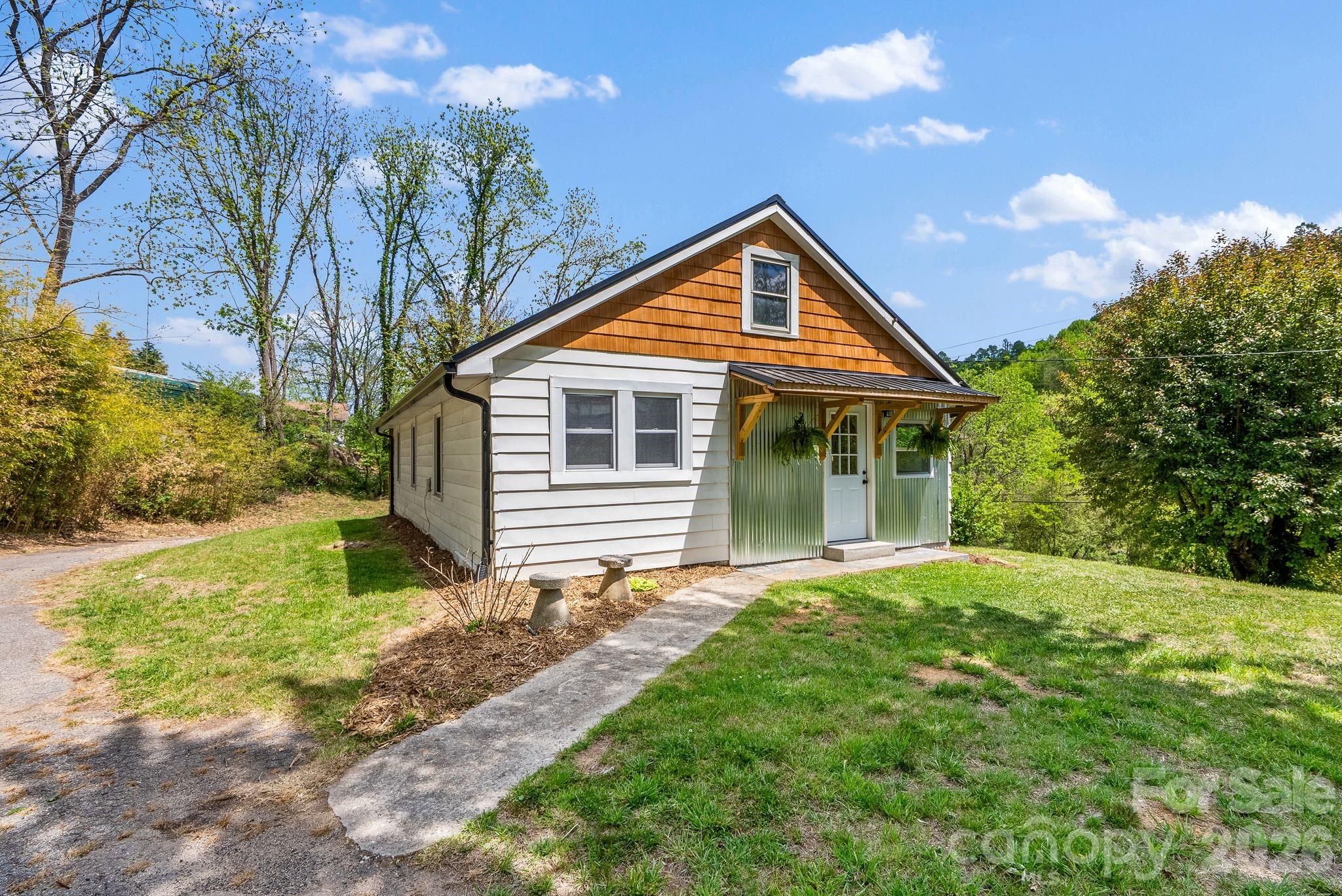 88 Mingus Cove Road Canton NC 28716