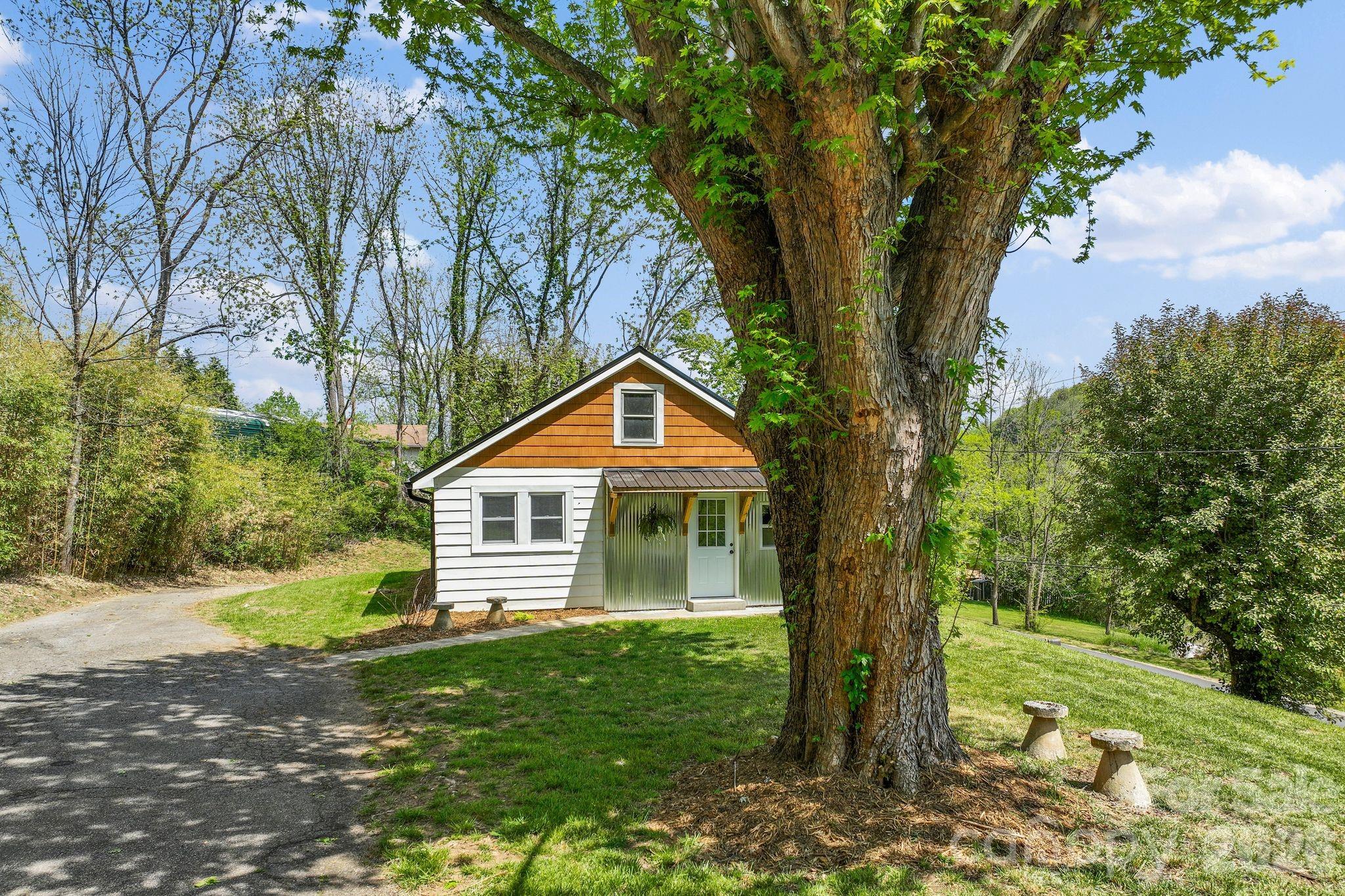 88 Mingus Cove Road Canton NC 28716