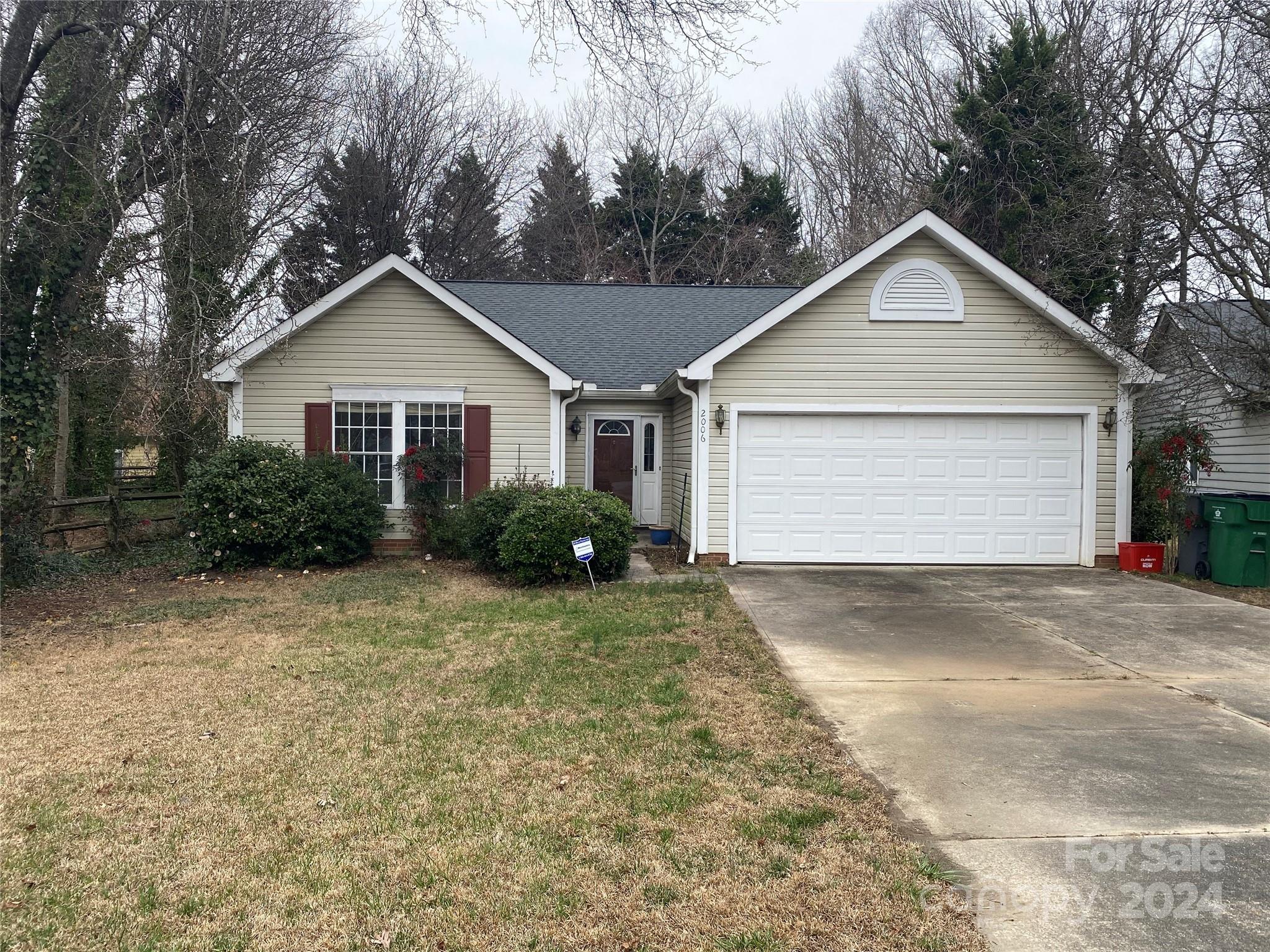 2006 David Earl Drive Charlotte NC 28213