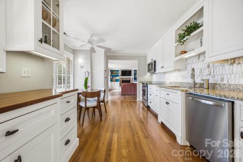 65 Westend Circle Waynesville NC 28785