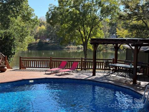 1011 Lakeshore Drive Belmont NC 28012