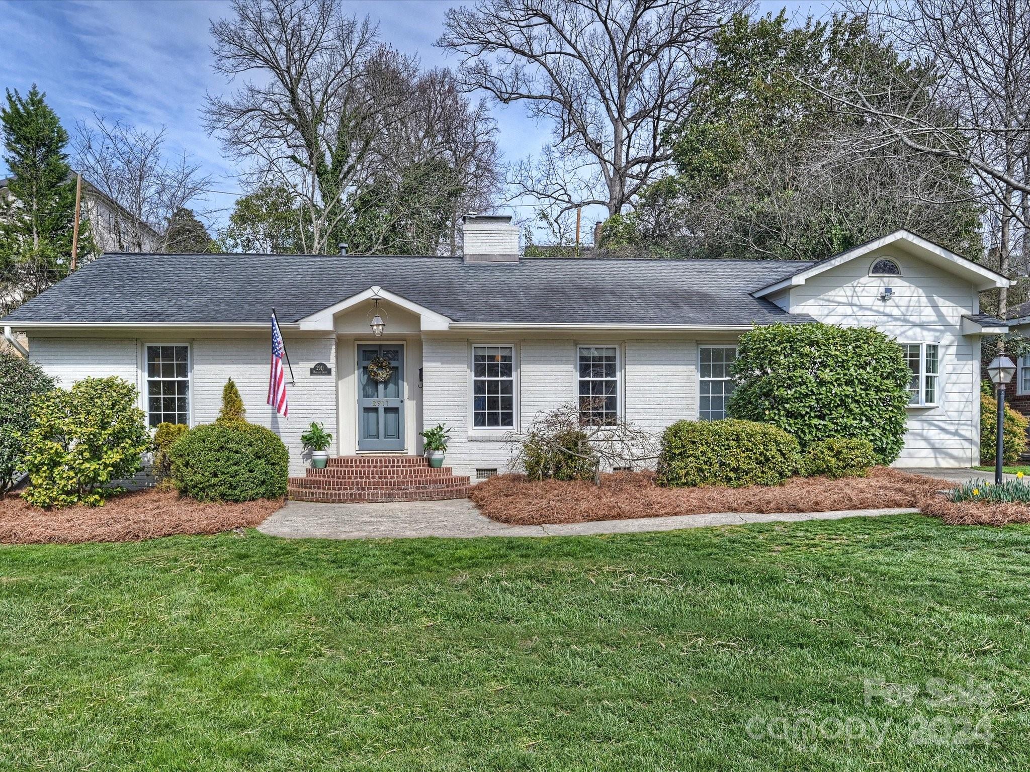 2911 Hanson Drive Charlotte NC 28207