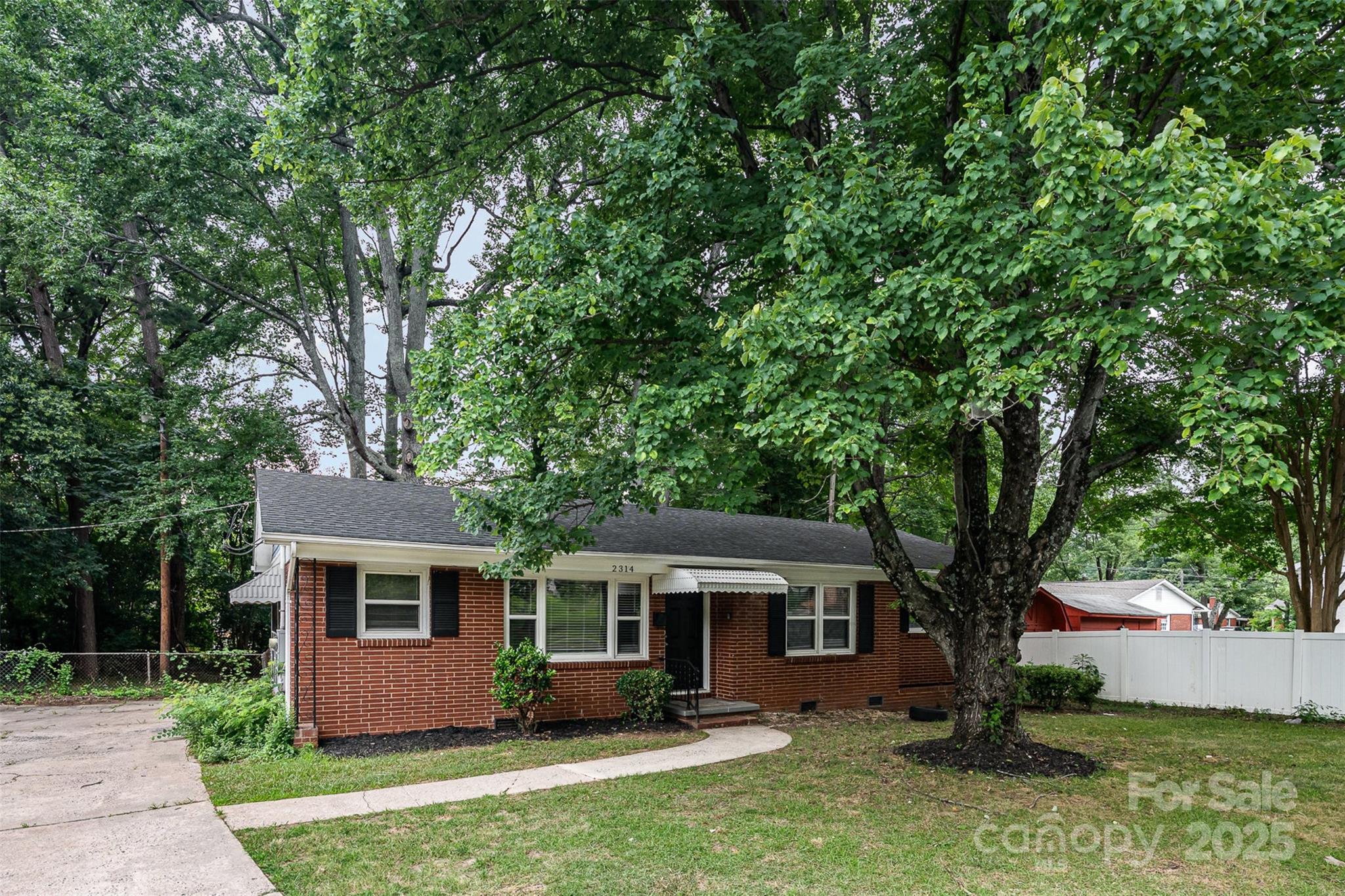 2314 Westerly Hills Drive Charlotte NC 28208